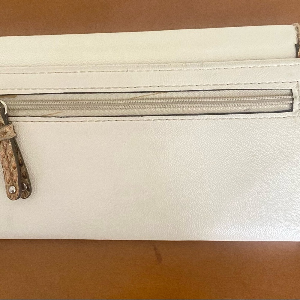 Wallet - Picture 4 of 4